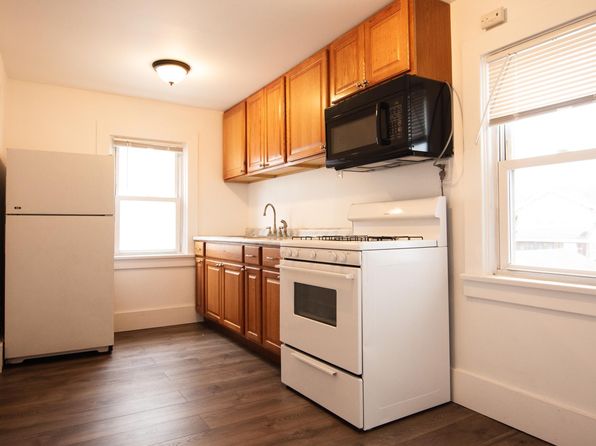 330 12th Ave UNIT 2