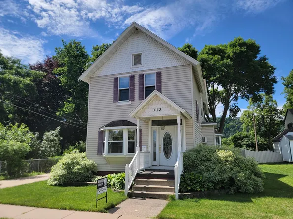 113 E Sarnia St, Winona, MN 55987