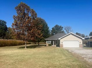 594 E 520th Ave, Pittsburg, KS 66762