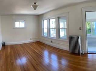 17 Laurel Ter, Somerville, MA 02143