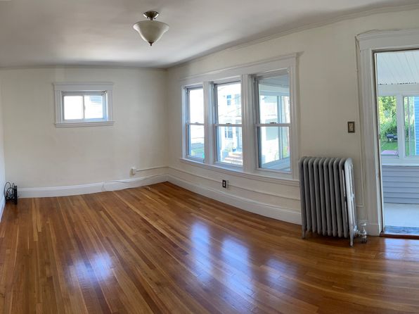 17 Laurel Ter