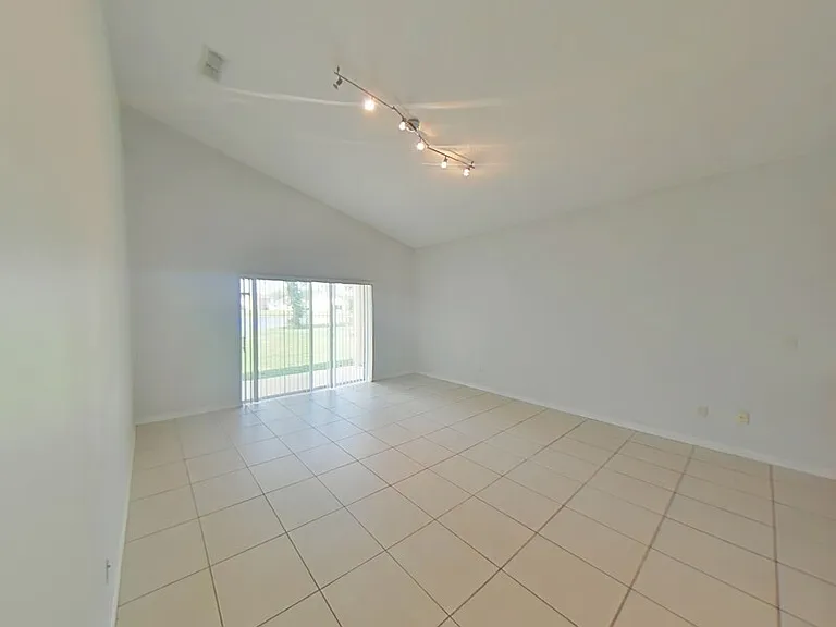 4369 Spring Blossom Dr — Photo 12