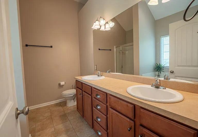 10 Arbors Cir — Photo 33