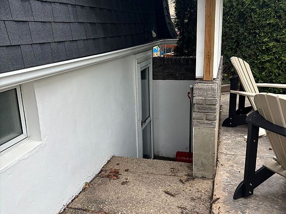 2nd image of 38 Manor Rd