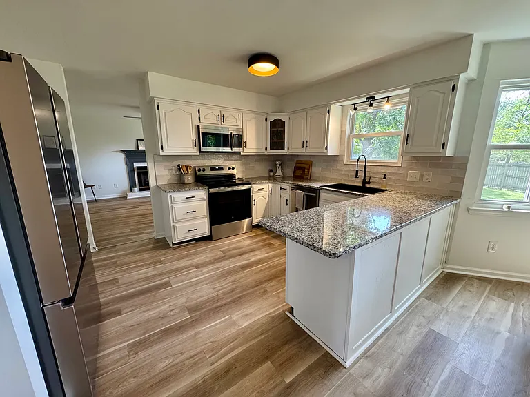 8514 Brandermill Ln — Photo 4