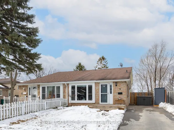 24 Glenarden Pl, Kingston, ON K7M 7A9