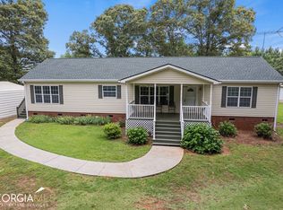 280 Lepard Rd, Roopville, GA 30170