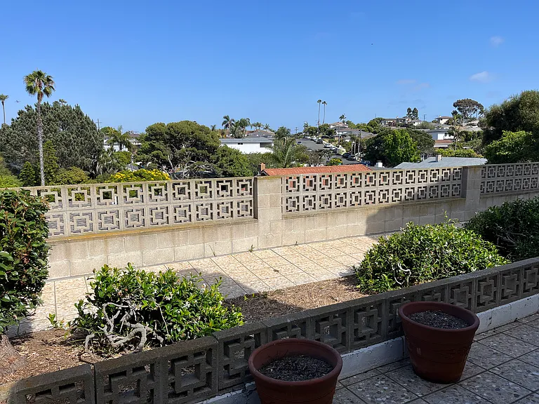 2027 Mendocino Blvd — Photo 17