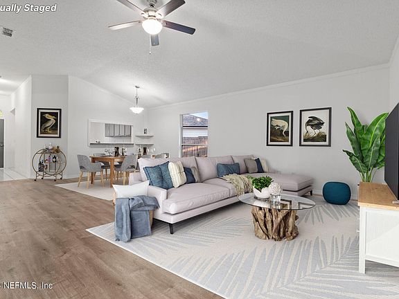 2nd image of 8711 TOWNSQUARE Drive N