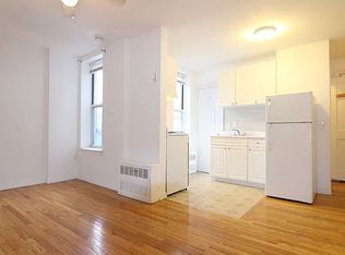 52-27 35th St #C1, Long Island City, NY 11101