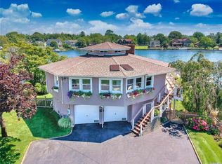 8 Inlet Vw, Bay Shore, NY 11706