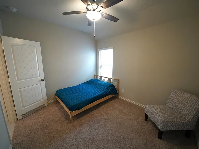 723 Gallorette Blf — Photo 35