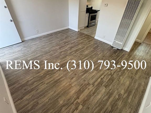 2nd image of 1139 Raymond Ave APT 3