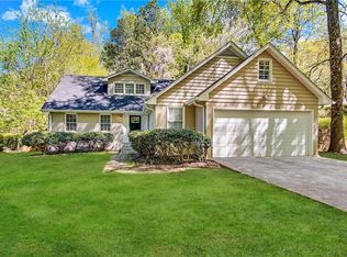 2405 Old Colony Rd, East Pt, GA 30344