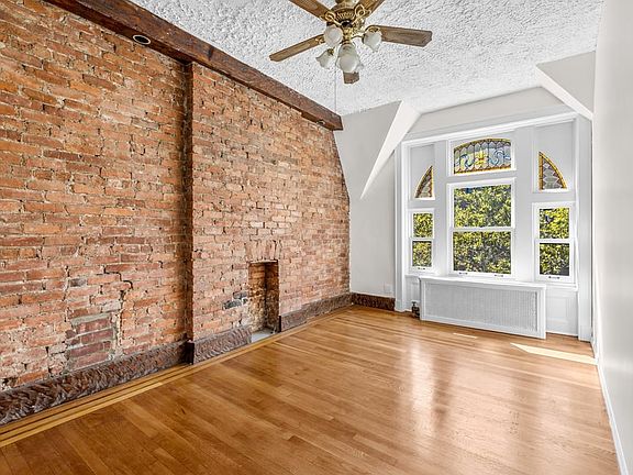 2nd image of 909 Union St APT 4