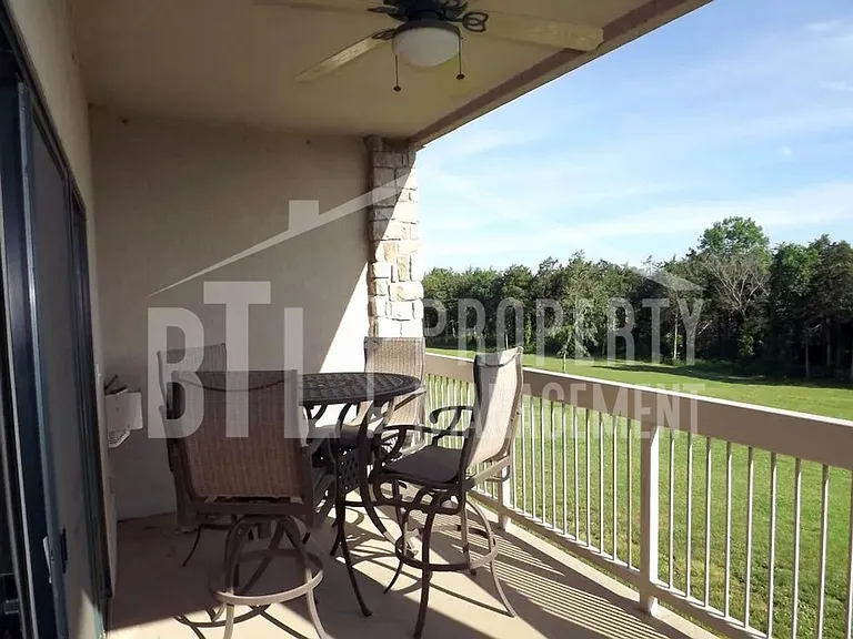 250 Lakewood Dr #6203 — Photo 10