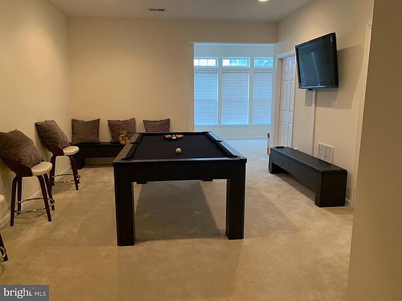 4th image of 4717 Hanrahan Pl