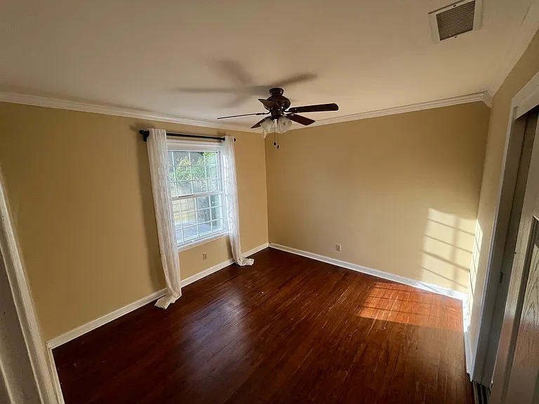 3610 Oakland Ct — Photo 9