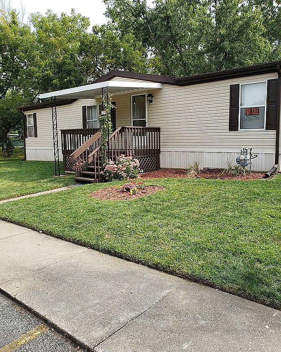 
Front door with deck 