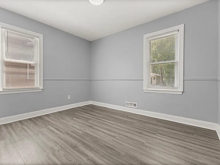 26431 Stollman Dr — Photo 13