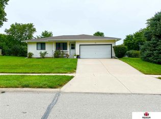 812 F St, Eagle, NE 68347