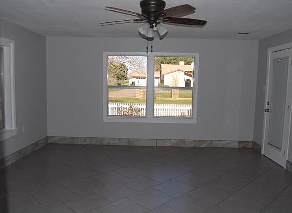 2nd image of 205 Cherry Dr