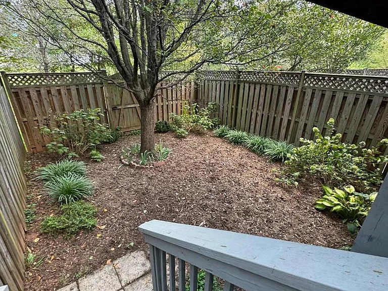 2424 Wynfield Ct — Photo 27