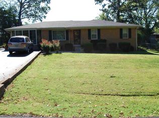 514 E Parkview Dr, Hopkinsville, KY 42240