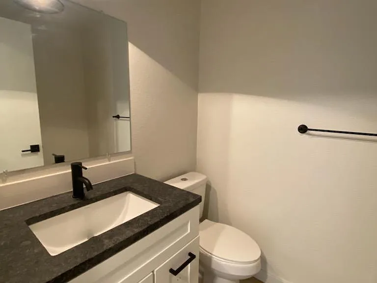 3216 W Anderson St #104 — Photo 10