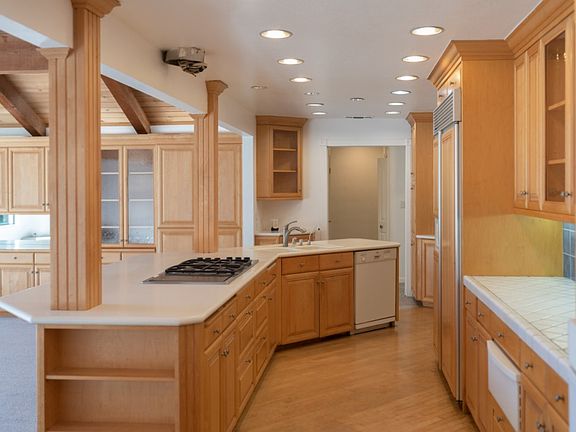 5th image of 4048 Las Pasas Way