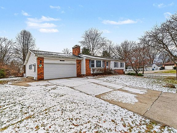 2nd image of 5560 Greenboro Dr SE