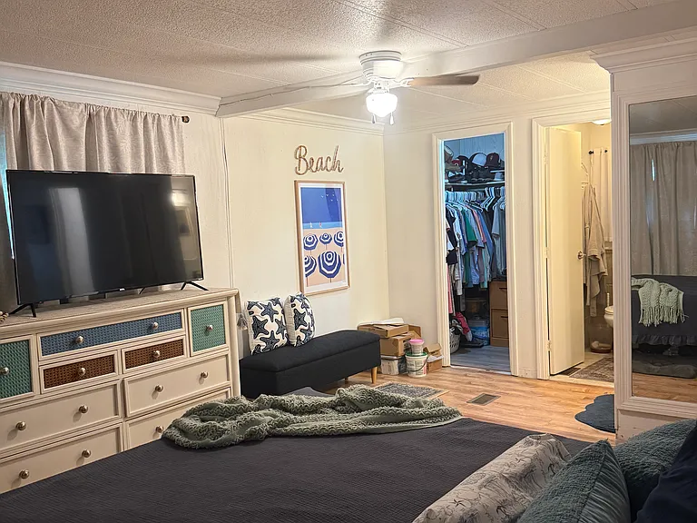 4144 Royal Manor Blvd — Photo 12