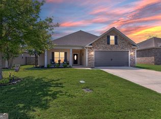 129 Savannah Ln, Bonaire, GA 31005