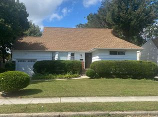 844 Fullerton Ave, Uniondale, NY 11553