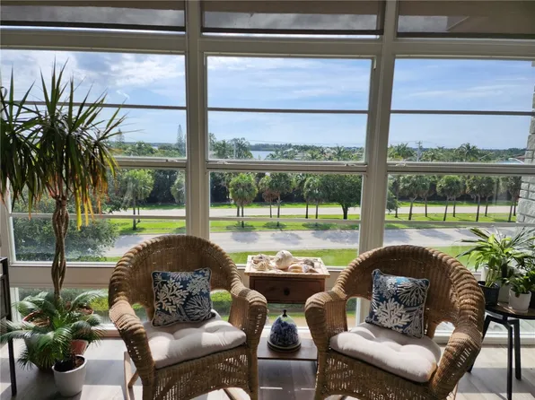 2333 Indian River Blvd APT 505, Vero Beach, FL 32960