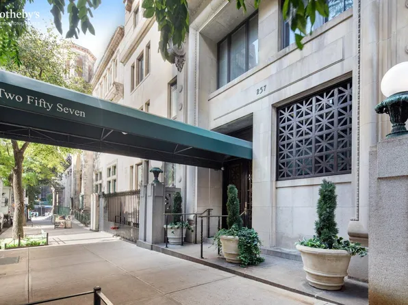 257 West 86th Street image 16 of 16