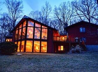 4N085 Wild Rose Rd, St Charles, IL 60174