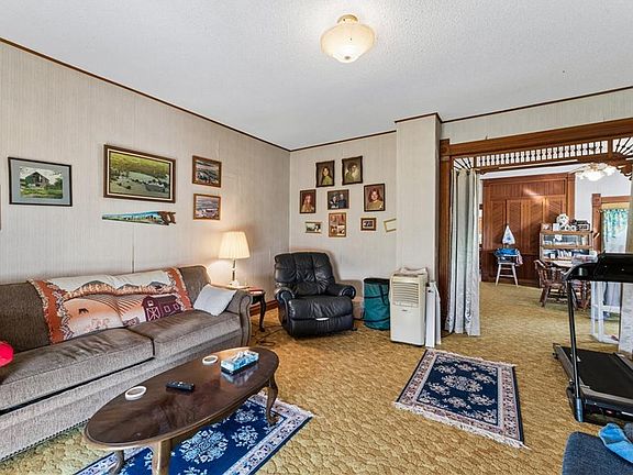 5th image of 10290 W 271st St