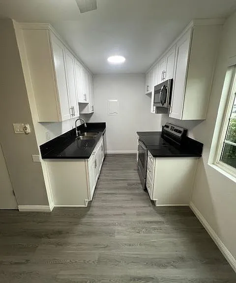 Anza Townhomes — Photo 8