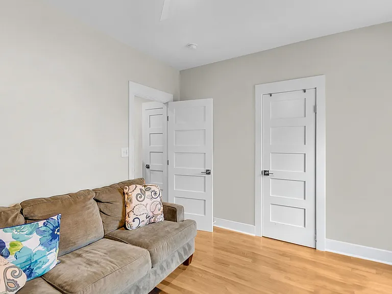 137 Calhoun St — Photo 12