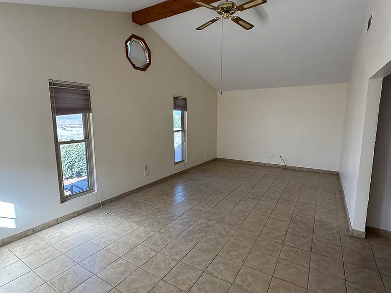 703 Homestead Cir — Photo 27