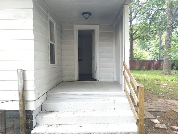2nd image of 3233 Waalkes St