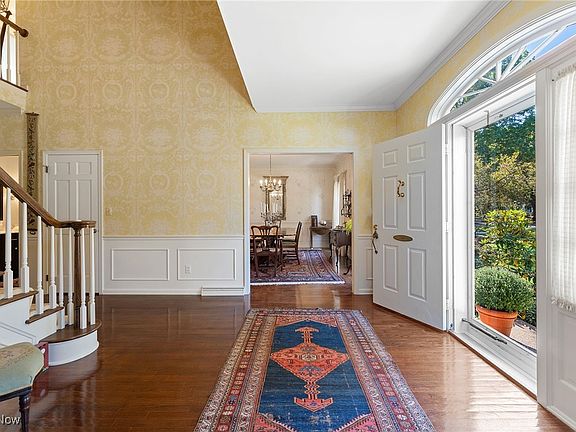 2nd image of 338 Simon Rd