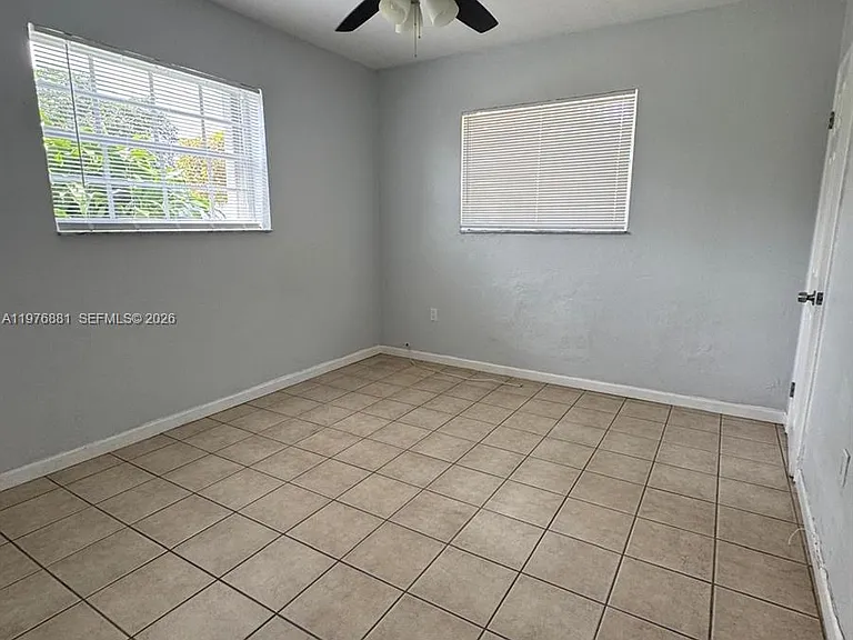16981 NE 8th Ct — Photo 12