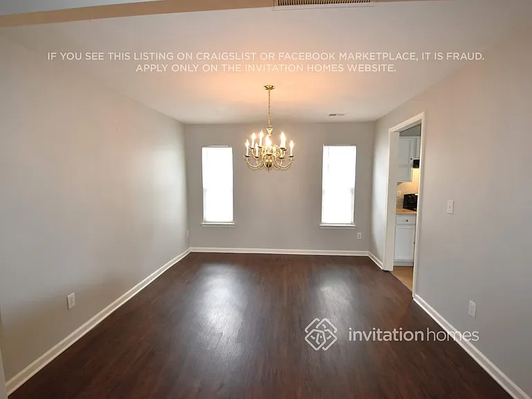 11829 Aubreywood Dr — Photo 5