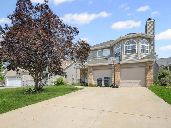 175 Mulberry St, Manteno, IL 60950