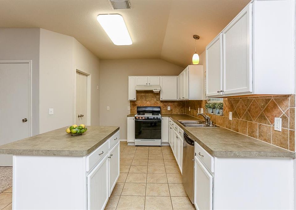 1st image of 3010 Antler Way