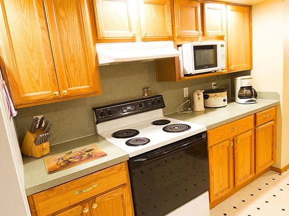 3rd image of 10225 60th St SE