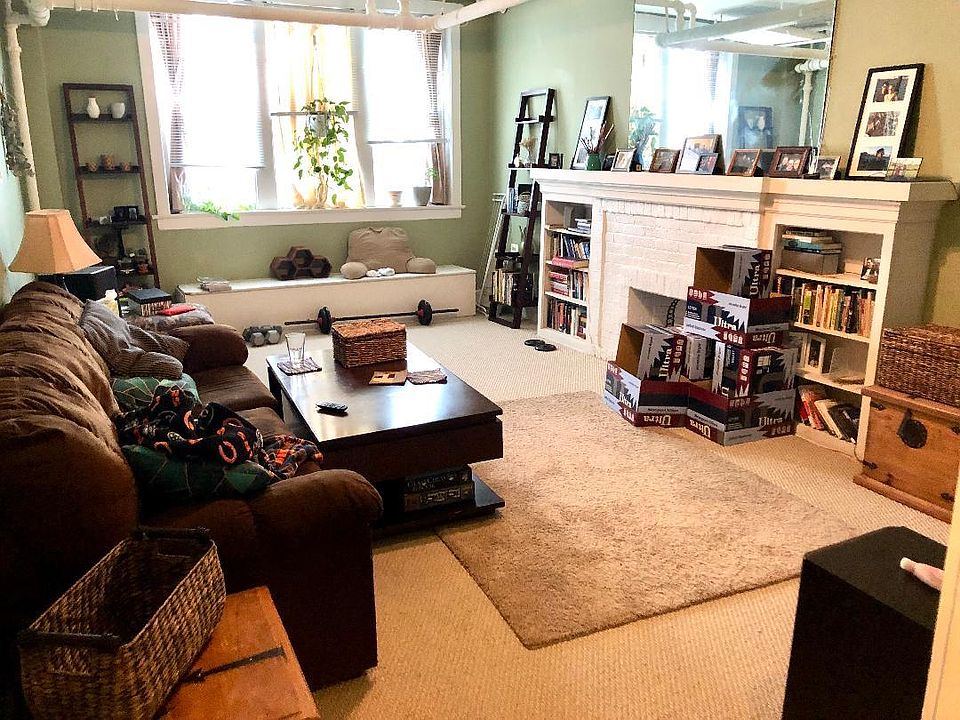 1st image of 4407 N Winchester Ave #G