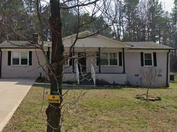 140 Wandering Ln, Bessemer City, NC 28016